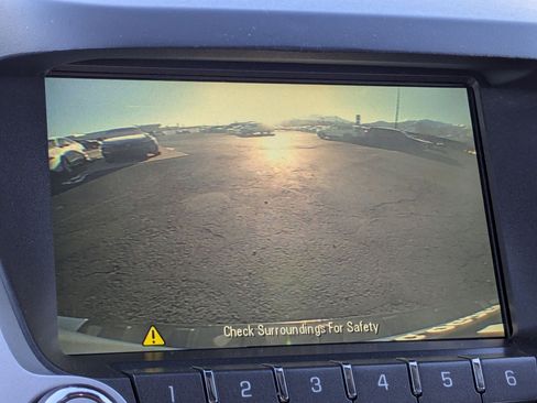 Used 2015 GMC Terrain SLE image 23