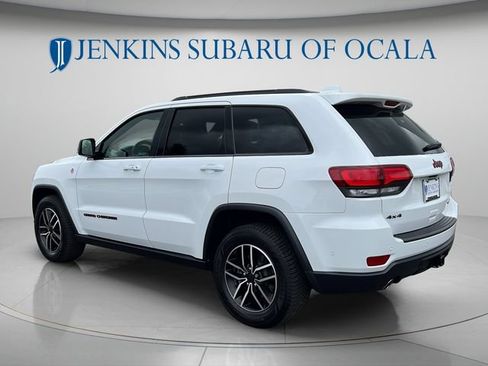 Used 2020 Jeep Grand Cherokee Trailhawk w/ Trailhawk Luxury Group AWD/4WD image 5
