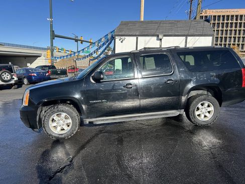 Used 2014 GMC Yukon XL SLT image 14