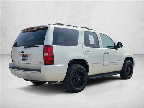 Used 2010 Chevrolet Tahoe LTZ AWD/4WD image 5
