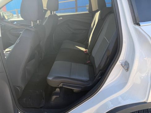 Used 2015 Ford Escape SE w/ Equipment Group 201A image 10