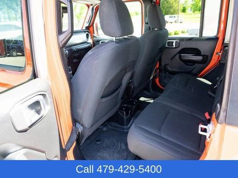 Used 2018 Jeep Wrangler Unlimited Sport S image 28