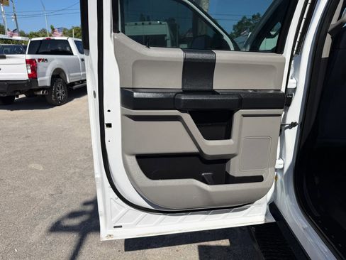 Used 2018 Ford F350 XL w/ Power Equipment Group AWD/4WD image 13