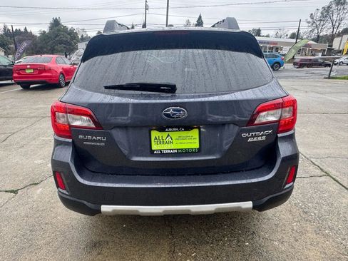 Used 2015 Subaru Outback 2.5i Limited image 4