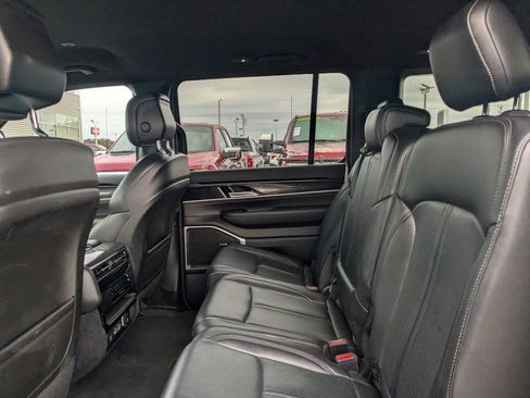 Used 2024 Jeep Wagoneer L 4WD image 13