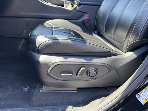 Used 2024 Jeep Grand Cherokee L Limited image 9