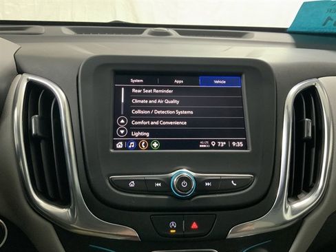 Used 2022 Chevrolet Equinox LT image 28