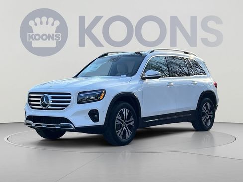 Used 2026 Mercedes-Benz GLB 250 4MATIC image 1