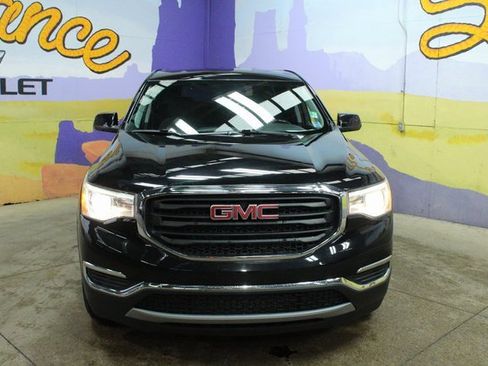 Used 2019 GMC Acadia SLE image 3