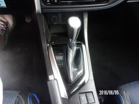 Used 2018 Toyota Corolla SE FWD image 18