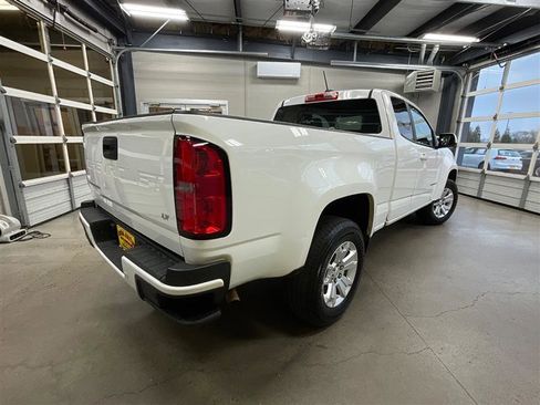 Used 2022 Chevrolet Colorado LT w/ Fleet Safety Package image 5