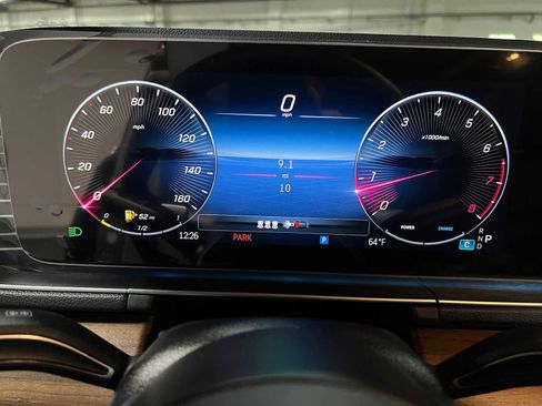 Used 2025 Mercedes-Benz GLE 350 4MATIC image 24