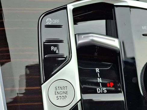 Certified 2026 BMW X5 xDrive40i w/ Climate Comfort Package image 17