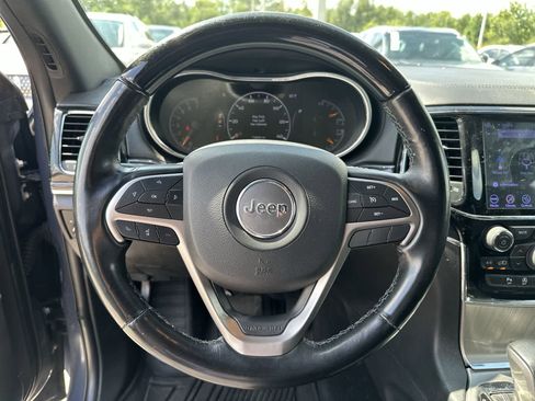 Used 2020 Jeep Grand Cherokee Overland AWD/4WD image 21