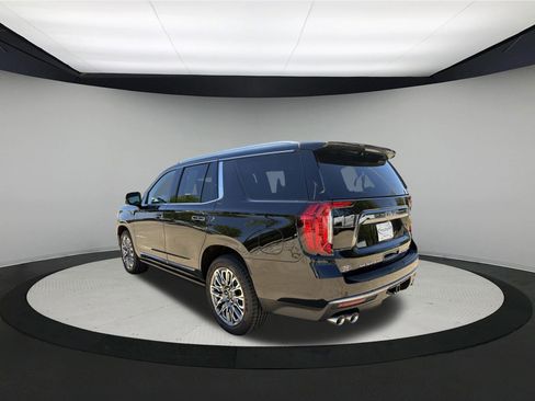 Used 2023 GMC Yukon Denali Ultimate AWD/4WD image 5