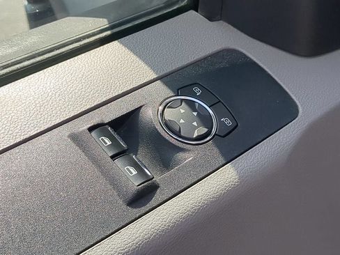 Used 2020 Ford F550 2WD Regular Cab Super Duty image 23