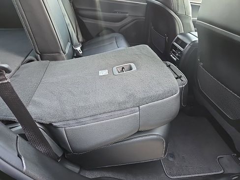 New 2025 Jeep Grand Cherokee Limited w/ Luxury Tech Group II image 97