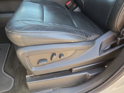 Used 2018 GMC Sierra 1500 SLT w/ SLT Premium Package AWD/4WD image 21