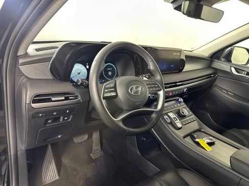 Used 2023 Hyundai Palisade Limited w/ Cargo Package image 13