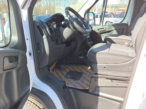 New 2026 RAM ProMaster 2500 image 13