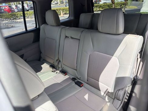 Used 2015 Honda Pilot SE image 18