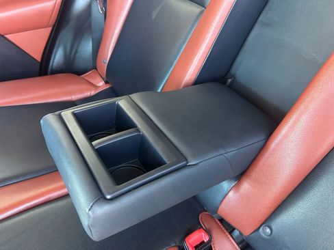 Used 2013 Toyota RAV4 Limited image 34