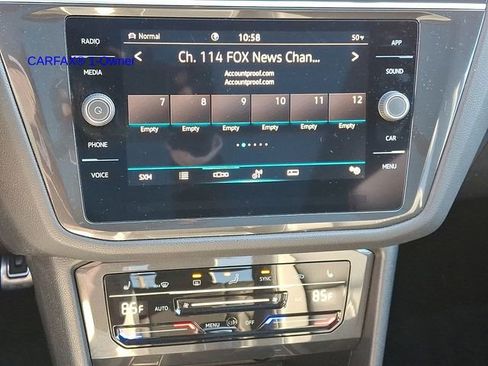 Used 2024 Volkswagen Tiguan SE R-Line image 17