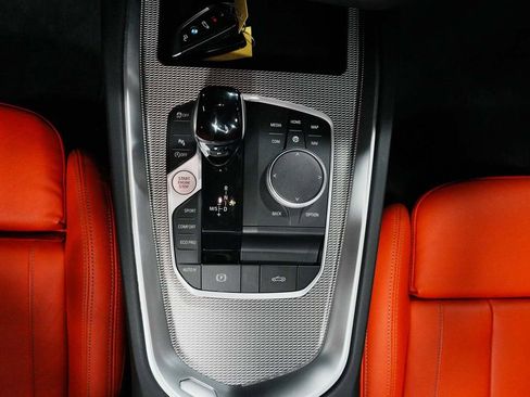 Used 2024 BMW Z4 M40i w/ Premium Package image 35