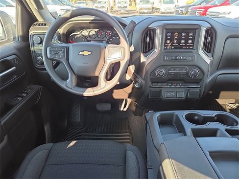 New 2026 Chevrolet Silverado 1500 Custom image 9