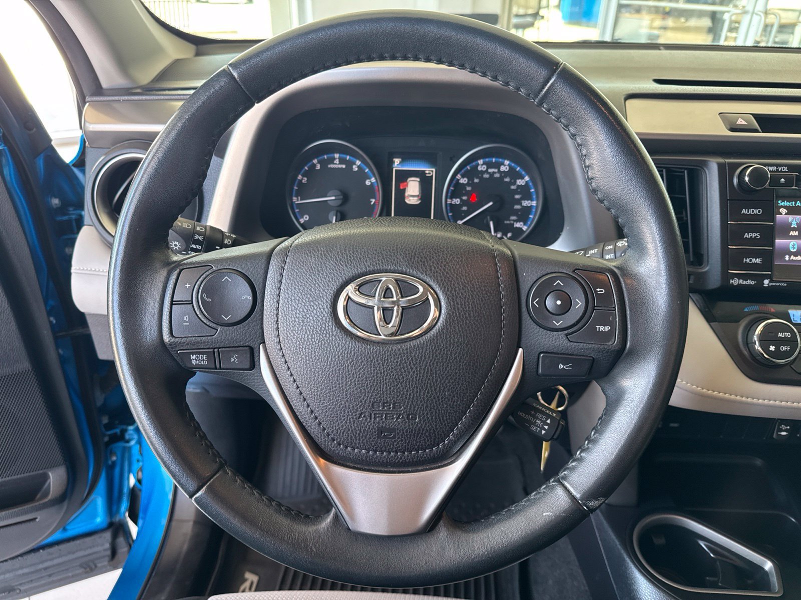 Used 2017 Toyota RAV4 XLE w/ Plus Special Value Package AWD/4WD image 21