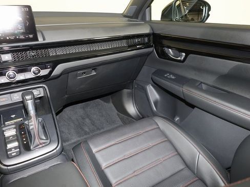 Used 2025 Honda CR-V Sport Touring image 11