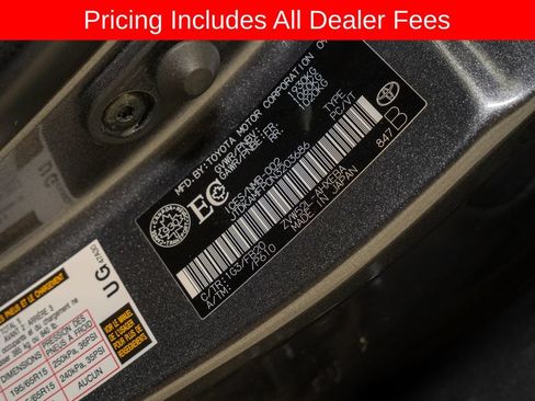 Used 2022 Toyota Prius Prime LE FWD image 20