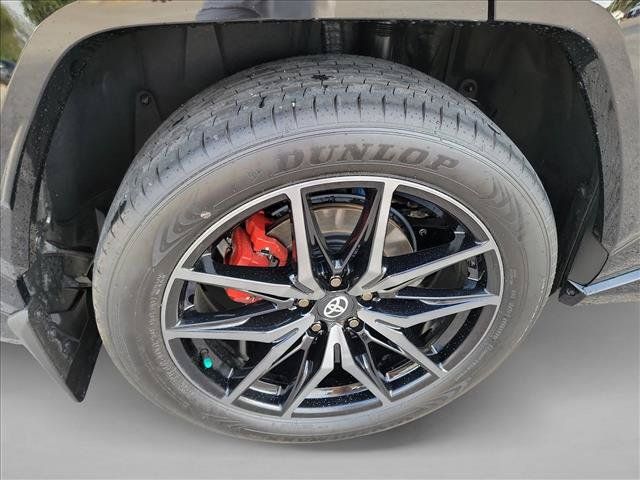 Used 2026 Toyota RAV4 AWD Plug-in Hybrid image 11