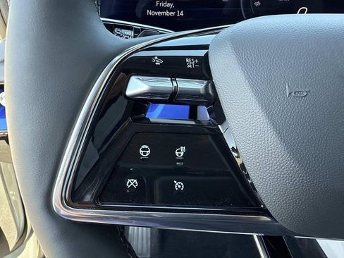 New 2026 Cadillac Optiq Luxury 2 image 29