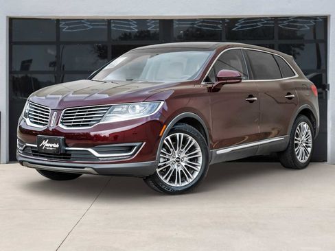 Used 2017 Lincoln MKX Reserve image 1