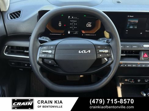 Certified 2025 Kia K4 FWD image 27
