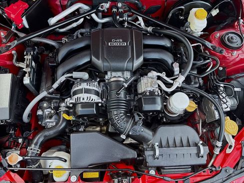 Used 2025 Toyota GR86 Premium w/ Performance Package image 28