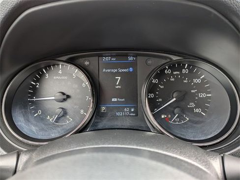 Used 2019 Nissan Rogue SV image 12