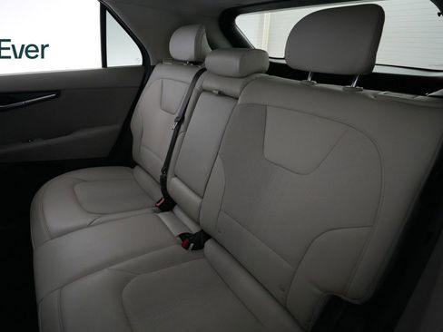 Used 2023 Kia Niro Wind image 23