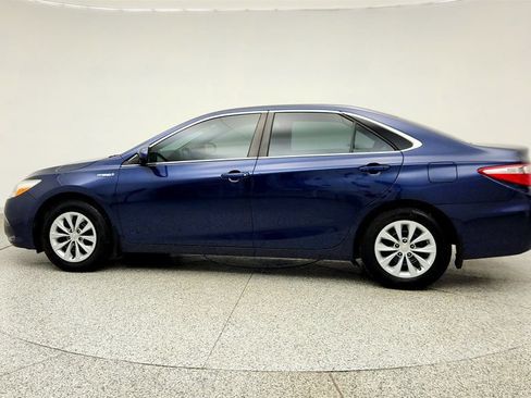 Used 2017 Toyota Camry LE FWD image 8