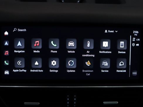 Certified 2022 Porsche Cayenne Platinum Edition image 21