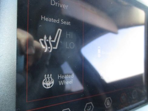 Used 2019 Jeep Cherokee Trailhawk w/ Cold Weather Group image 37