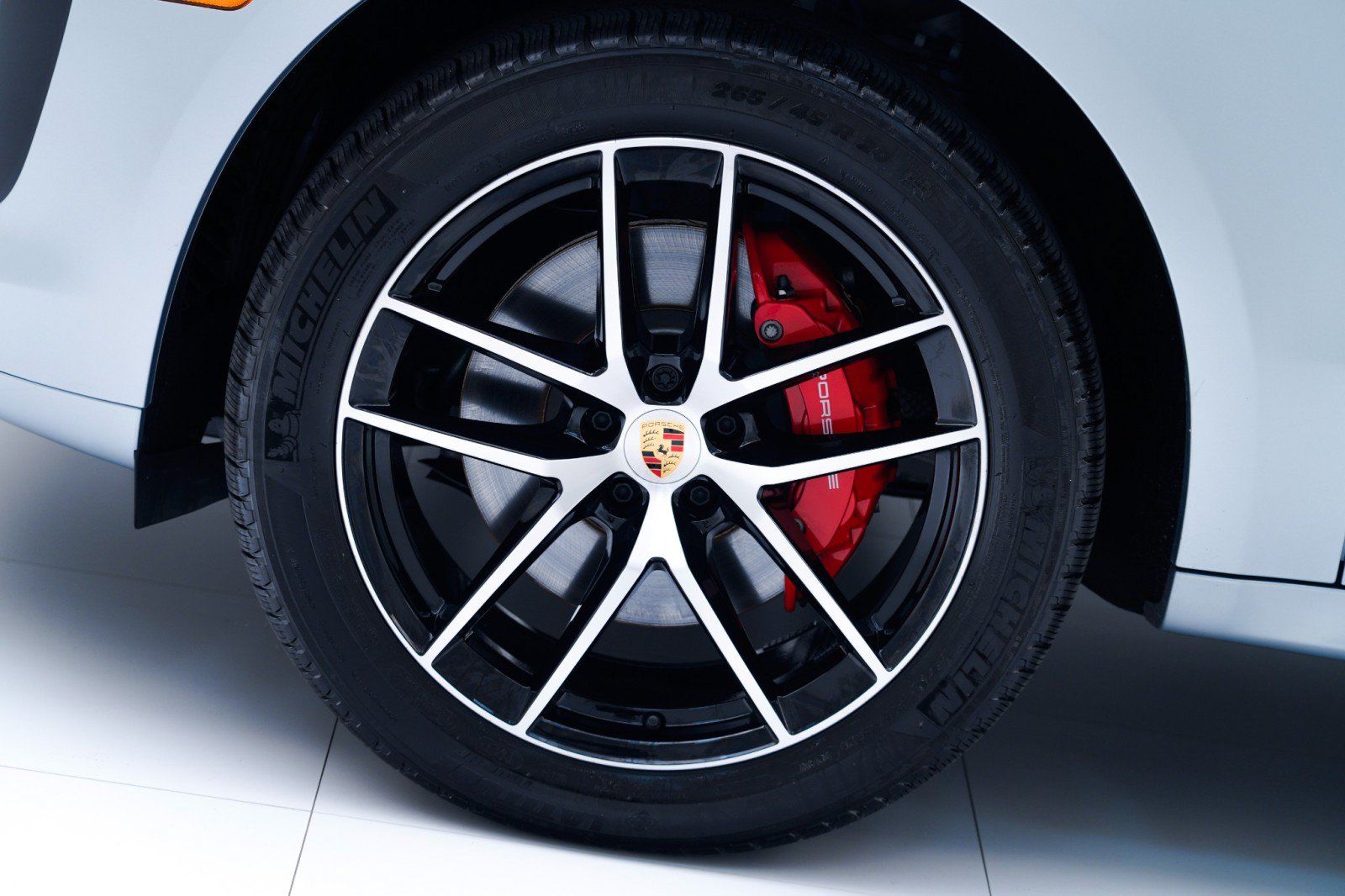 Used 2026 Porsche Macan S AWD/4WD image 12