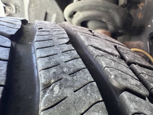 Used 2019 Toyota RAV4 LE AWD/4WD image 15