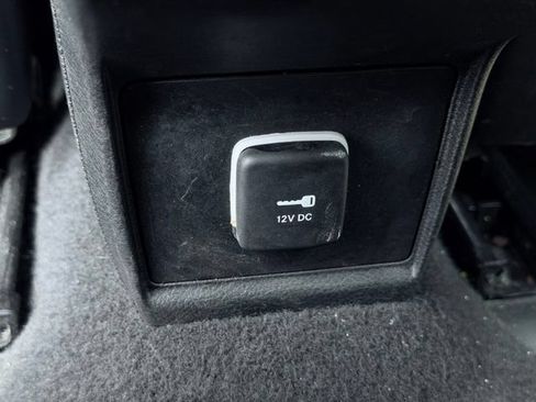 Used 2024 Jeep Compass Latitude AWD/4WD image 23