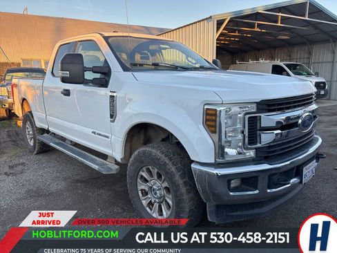 Used 2019 Ford F250 XLT w/ XLT Value Package image 1