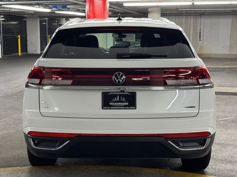 New 2026 Volkswagen Atlas Cross Sport SE image 33