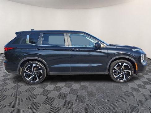 Used 2022 Mitsubishi Outlander SE FWD image 7