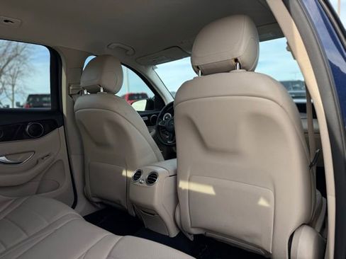 Used 2016 Mercedes-Benz GLC 300 4MATIC image 21