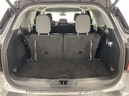 Used 2023 Ford Explorer Limited image 9